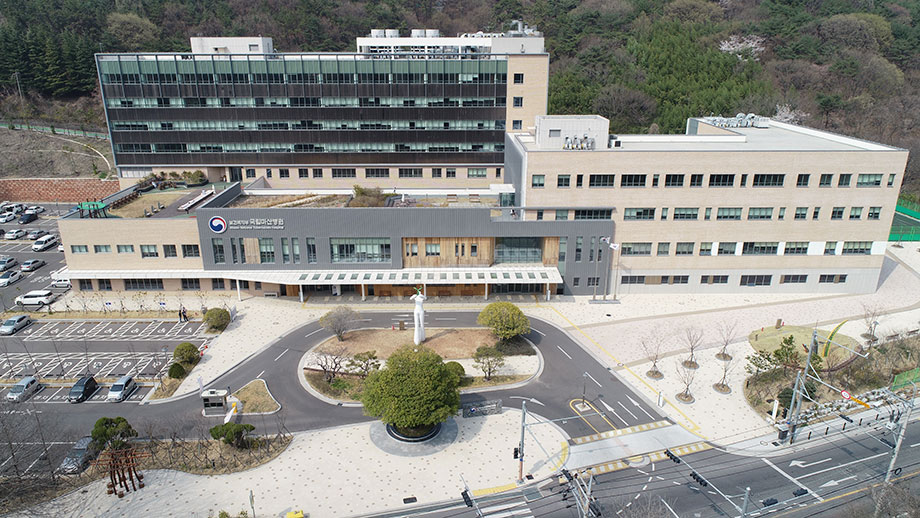 대구지역 코로나19 경증환자 63명 국립마산병원에 입원