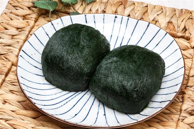 입천장 까져도 홀라당… 바다향 매생이 호로록
