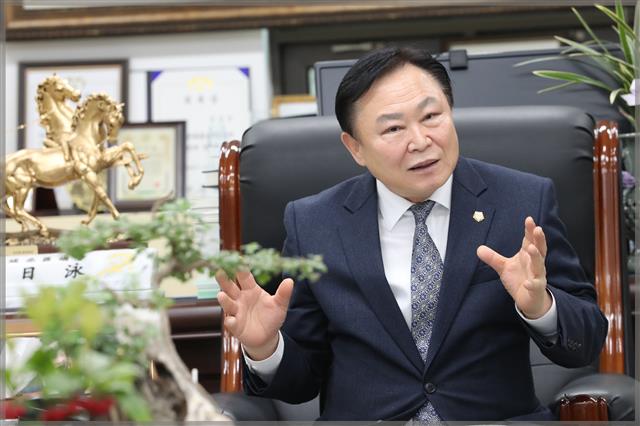“모든 수단 동원해 성북 소상공인 돕겠습니다”