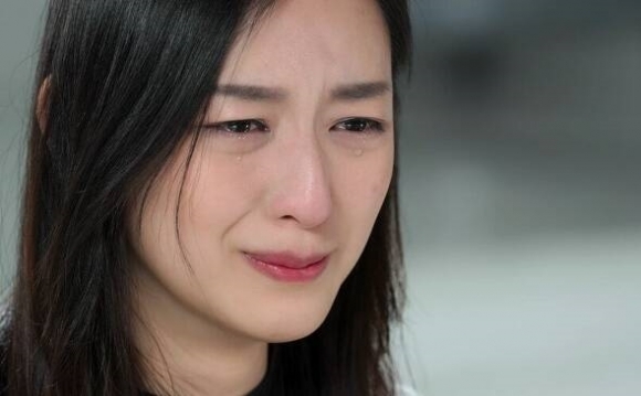 “주님, 저희와 반신욕해요”…JMS 정명석 다룬 ‘나는 신이다’ 파장