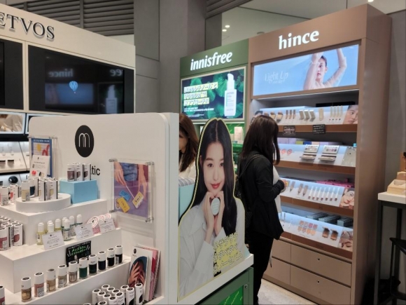 日 MZ세대에 한국 화장품 인기…“K팝과 화장품은 하나의 문화”