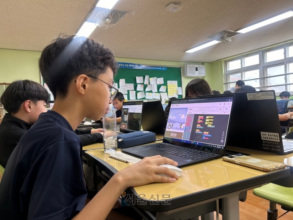 초등생도 게임하듯 배우는 코딩… 디지털 인재 ‘꿈의 사다리’ 놓는다