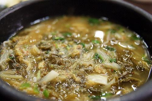 소박한 맛, 도시의 연꽃이 되다