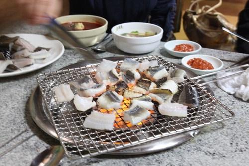 [이 집에 가면] 좋은 재료에 양념의 깊은 맛 더한 아나고
