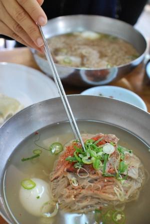 [서울냉면] 넌 누구냐? 가슴을 탁 틔우는 시원한 맛을 찾아서