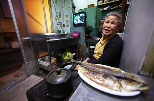 [릴레이 인터뷰 달려라 광포동] ④ 고갈비 골목 할매집  한순돌 할머니