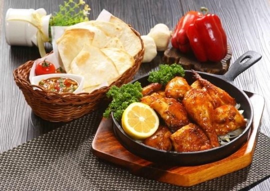 치킨이 누구랑 만났다고? 닭요리의 거침없는 진화