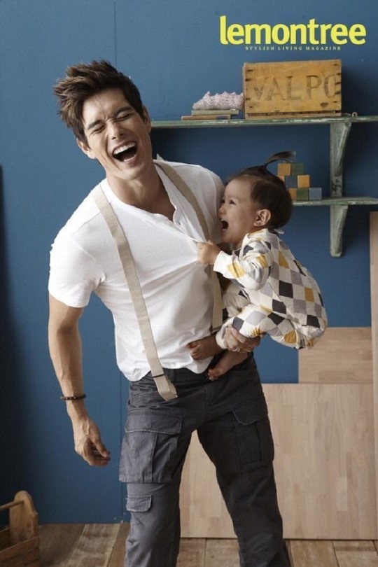 오 마이 베이비 리키김 아들 태오 생후 16개월 만에 화보 찍어 화제