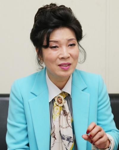 이웃 사랑 맹활약 현철과 벌떼들 출신 가수 차성연 씨 노래 재능기부, 어디든 달려가겠습니다