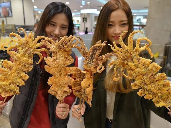 [포토뉴스] 폭탄 오징어 터지진 않아요!