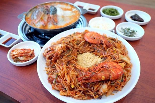열 받은 날에는 매콤하게 열 내자