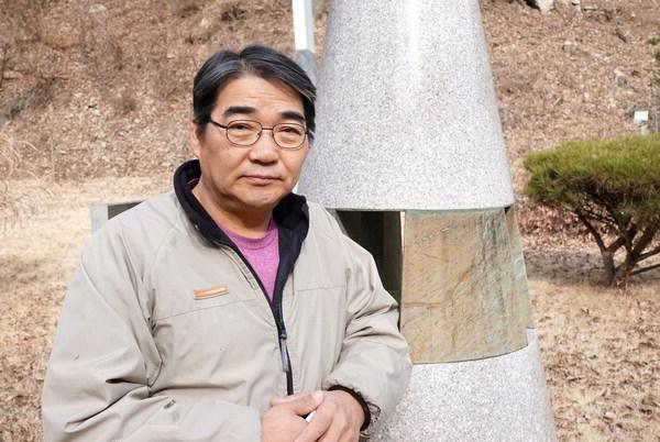 [대한민국명장 열전] 석공예 김상규 만평조형연구소 소장