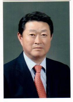 부산외대, 동락화학공업사 이길문대표 박사학위에 우수논문상 수여