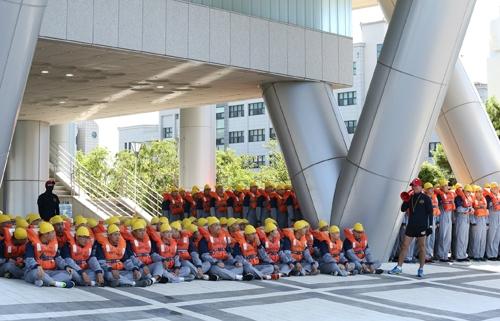 한국해양대, 해군 SSU 해난구조대 합동 해양훈련 실시