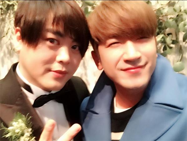 [스타인★] 이민우, 문희준♥소율 결혼식 참석… 희준이형~ 행복하게 살아