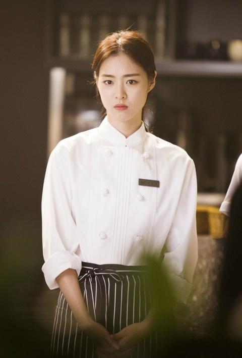 다시 만난 세계 이연희 정정원, 해피바이러스 유발 캐릭터