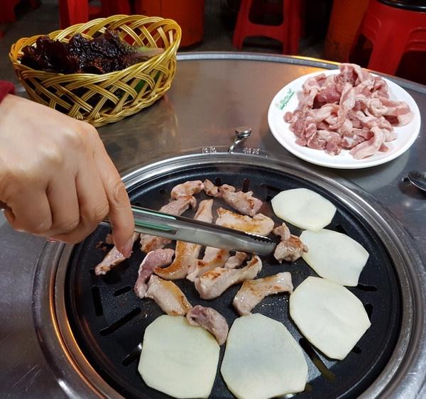 [광복로·광안리 추억의 그 식당] 광안리 뒷고기 전문 꿀꿀 뒷고기