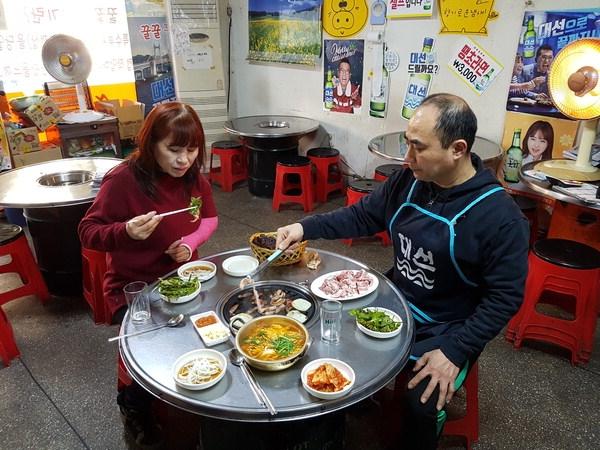 [광복로·광안리 추억의 그 식당] 광안리 뒷고기 전문 꿀꿀 뒷고기
