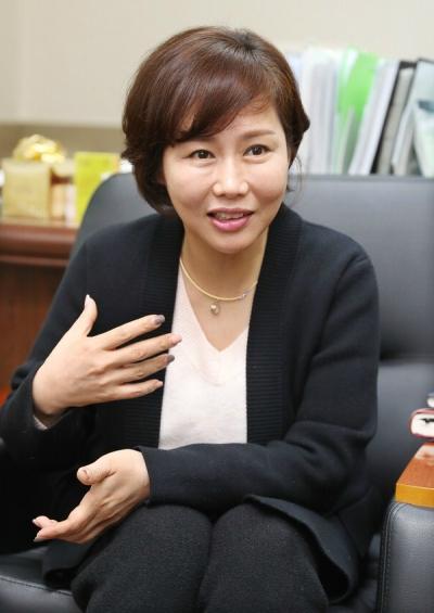 썬더치킨 부산에만 111개 매장, 인기 비결은?