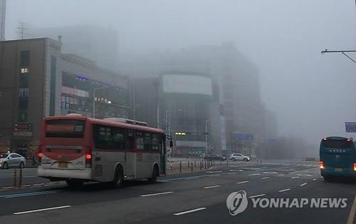 전주·구미·청주날씨 출근길 소나기로 실검…남부는 천둥·번개·우박 동반