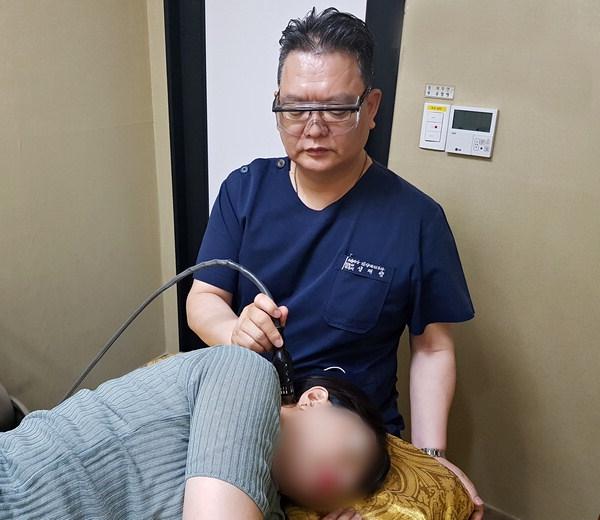 [닥터큐 전문의를 만나다] 23. 고운세상 김양제피부과