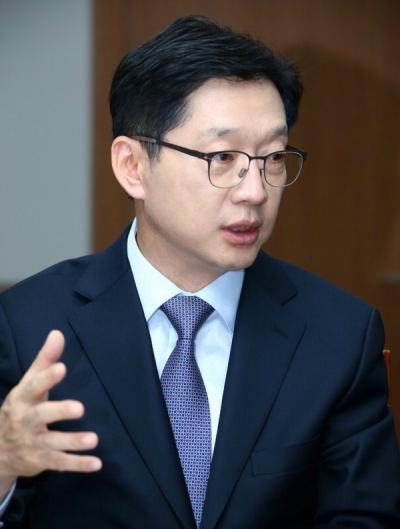 취임 100일 김경수 경남지사 김해신공항, 안전·소음·확장성 검증 우선돼야
