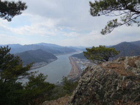 [작가와 함께하는 산과 길] <650> 양산 물금 오봉산