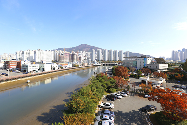 부산환경공단 – 고용노동부 부산동부고용복지플러스센터 업무협약 체결