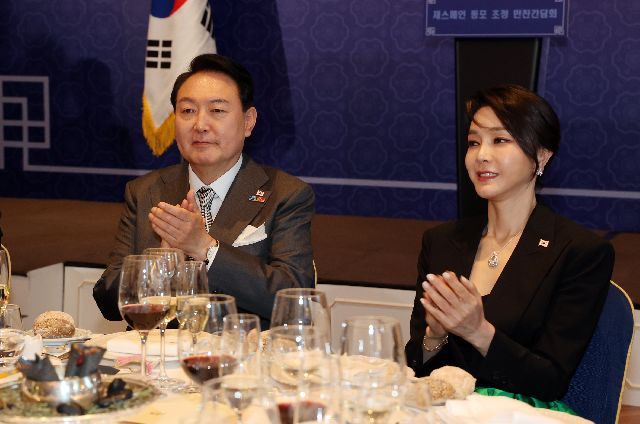내일 저녁 축구 대표팀 만찬, 김건희 여사 참석 확정