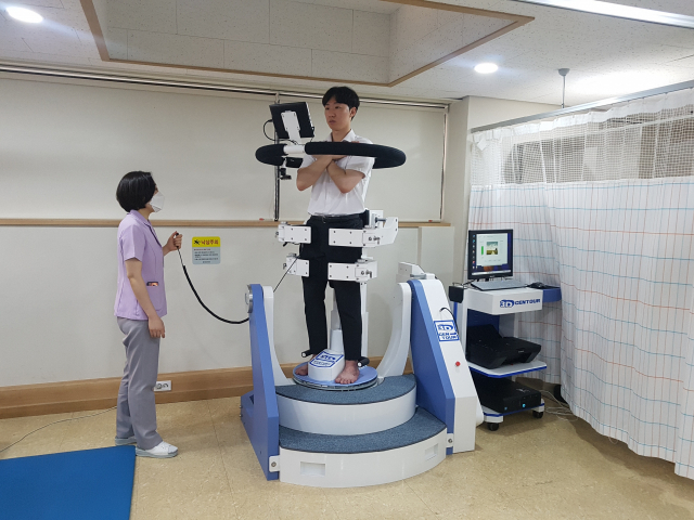 매일 양치질하듯 척추 관리하면 허리 고민 확 줄어든다