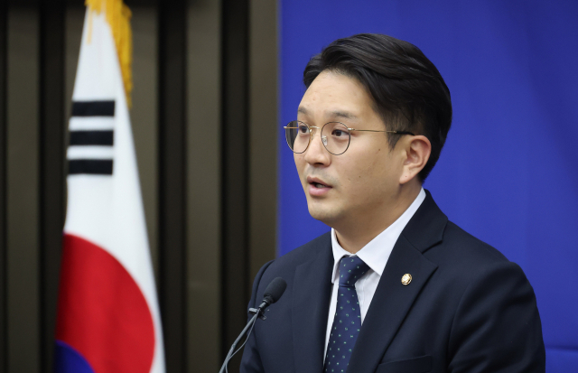 “전용기 의원 독도 방문 일본 항의 부당”