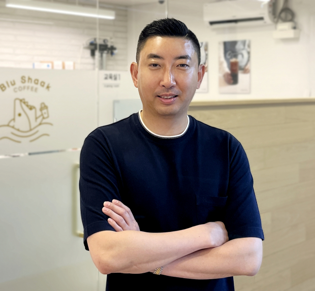 [인터뷰] 권재혁 부산 커피 ‘블루샥’ 대표 “품질 좋고 저렴한 ‘부산 커피’ 전 세계 알리기에 최선”