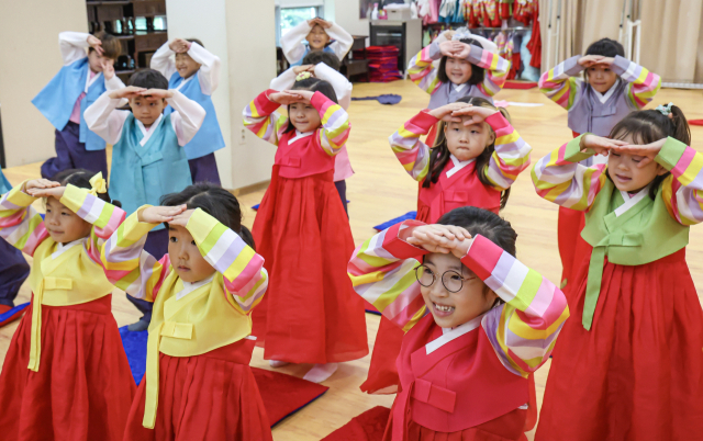[포토뉴스] 충렬사 안락서원 어린이 예절교실