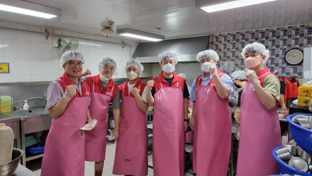 한국프랜차이즈산업협회 부산울산경남지회 삼계탕 나눔데이 봉사활동