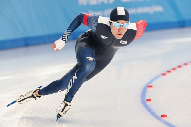 차민규, 스피드 스케이팅 1000m 은메달… 이나현은 동