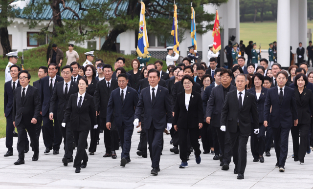 민주, 당대표 전대 8월 2일… 정청래·박찬대 2파전
