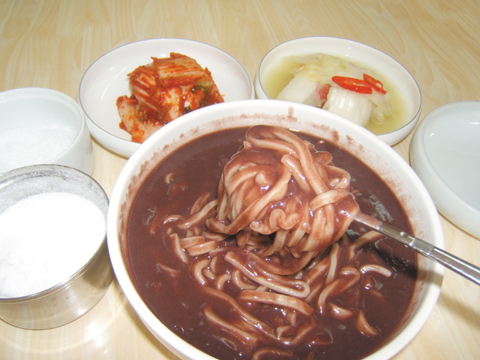 최미례 독자 추천 ‘운남 칼국수’