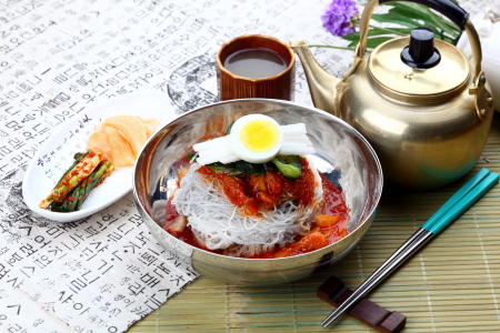 냉면의 원조, 두가지 면발로 입맛을 훔치다!