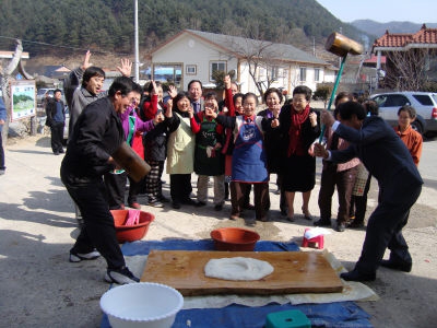 [포토뉴스] 동산면 농촌마을개발사업 선정 마을잔치