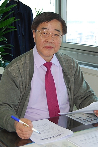 [응접실]“직거래장터로 지역특산물 전시·판매 주력”