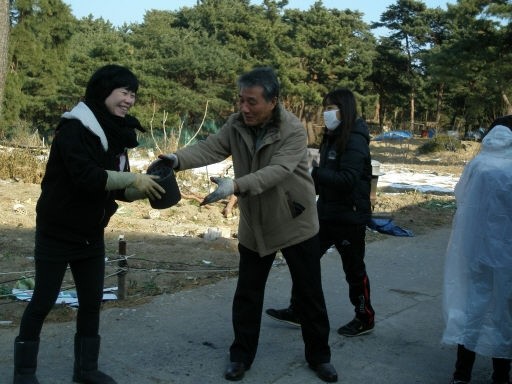 “봉사의 참뜻 나눔실천 현장에 있습니다”