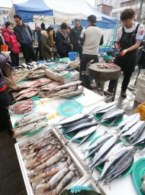 [포토뉴스]싱싱한 생선 전통시장에서 찾아요