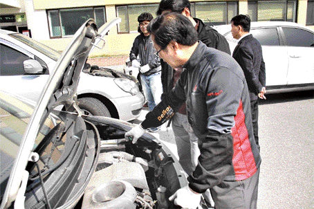 [포토뉴스]강릉폴리텍 자동차 차량 무상 점검
