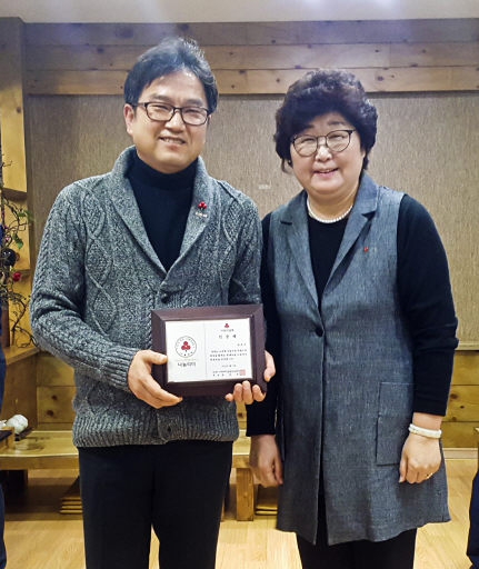 박순식 (주)보템 부대표 올해 첫 `나눔리더