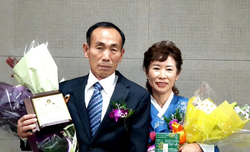 [정선]정선 이재선·방춘자씨 이달의 새농민상 수상