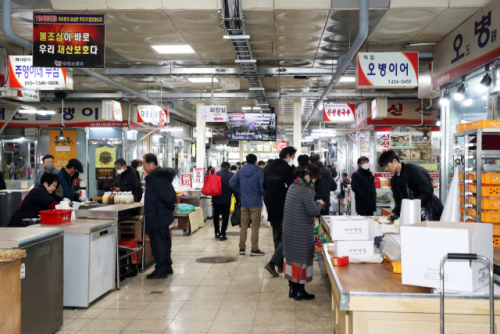 [터치강원]명품 홍천한우·화로구이 조선시대부터 이어온 장터 사람 사는 맛이 나는 곳