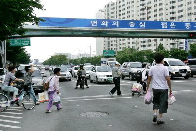 우방 강촌마을 육교 애물단지로 전락