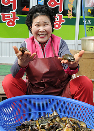 전국의 단골 헛걸음하면 안되죠 김명순씨