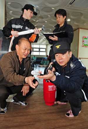 요양원 뒷북점검 보다 시설기준 강화를