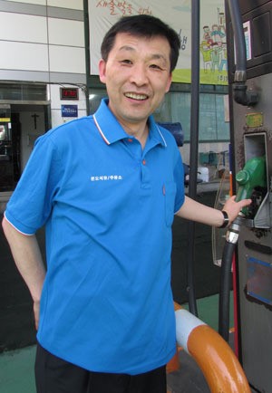20년째 어르신 3천여 명 효도관광…김현철 씨